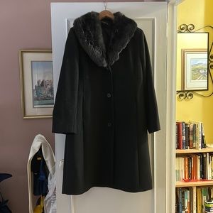 Jones New York size 14 wool blend winter button up coat